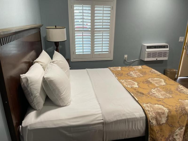 Blue Seal Inn Pismo Beach Esterno foto