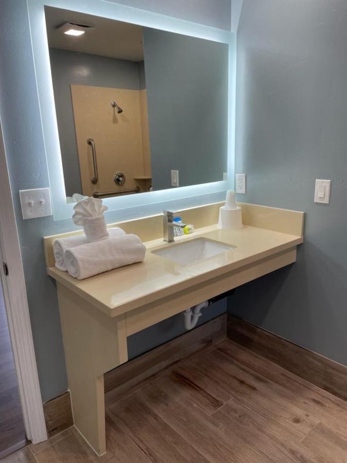 Blue Seal Inn Pismo Beach Esterno foto