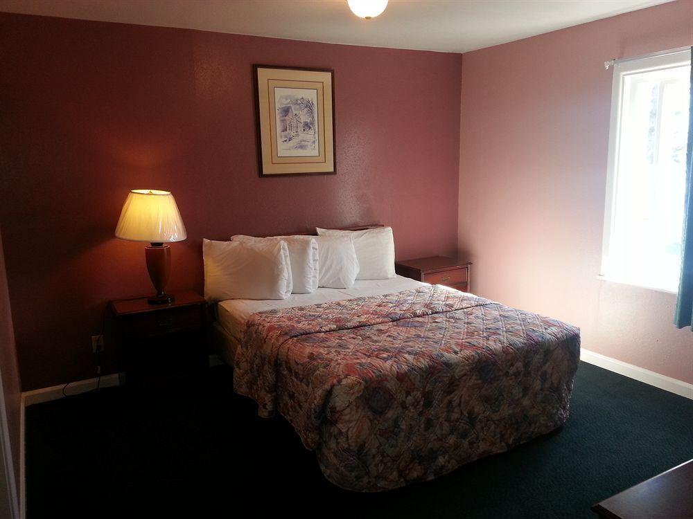 Blue Seal Inn Pismo Beach Esterno foto