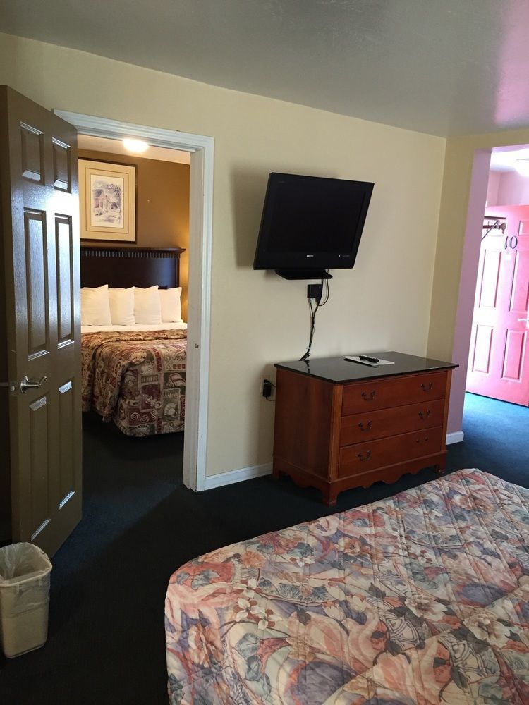Blue Seal Inn Pismo Beach Esterno foto