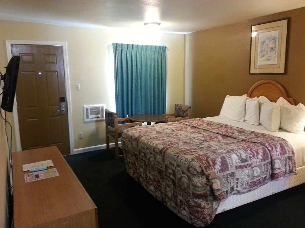 Blue Seal Inn Pismo Beach Esterno foto